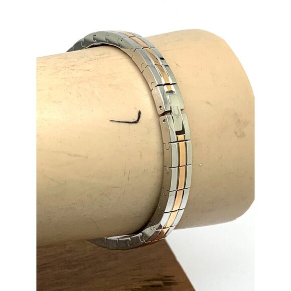 Bulova Women's Watch 98P194 Quartz Bangle Diamond Dial Rose Gold Silver … - Picture 12 of 14